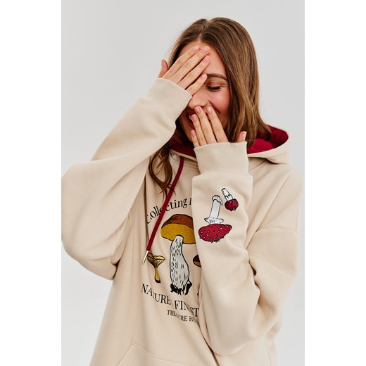 Bluza z kapturem Gifts Of Nature XS ze sklepu NAOKO w kategorii Bluzy damskie - zdjęcie 176030003