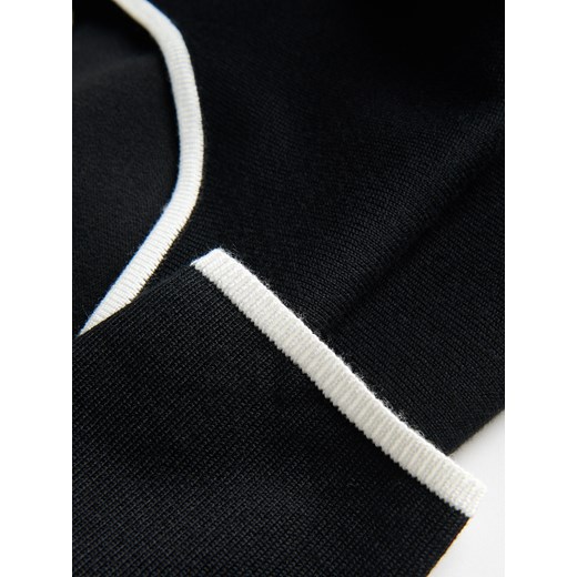 Sweter damski Reserved z okrągłym dekoltem