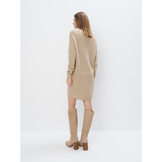 Mohito - Dzianinowa sukienka mini - beżowy Mohito XS Mohito