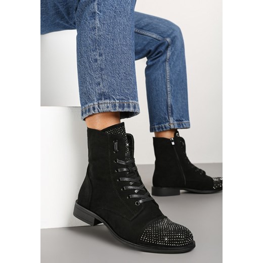 Czarne Botki na Płaskiej Podeszwie ze Sznurowaniem i Cyrkoniami Innama - id: DA132-38-BLACK - marki Renee - 176072614 Czarne Botki na Płaskiej Podeszwie ze Sznurowaniem i Cyrkoniami Innama ze sklepu renee.pl w kategorii Botki - zdjęcie 176072614