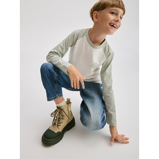 Reserved - Longsleeve z nadrukiem - złamana biel ze sklepu Reserved w kategorii T-shirty chłopięce - zdjęcie 176082491