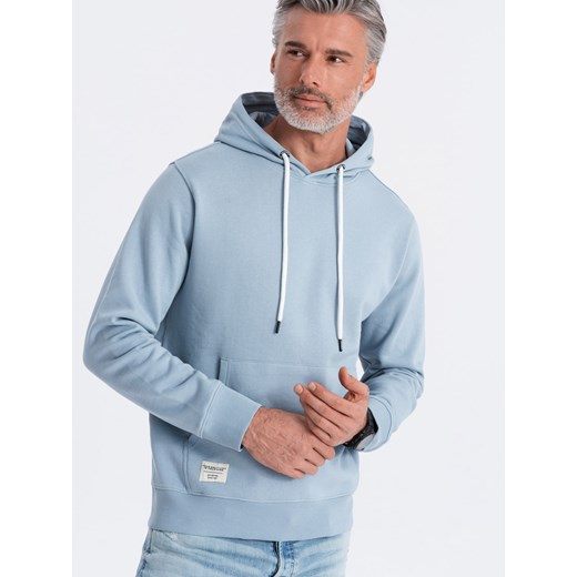 Bluza męska dresowa kangurka z kapturem - niebieska V7 OM-SSBN-0177 ze sklepu ombre w kategorii Bluzy męskie - zdjęcie 176228801