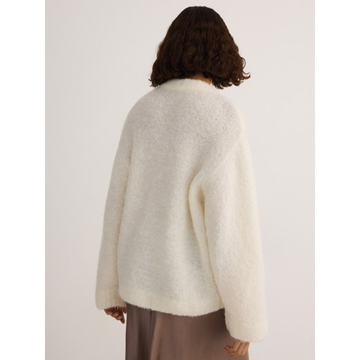 Sweter damski beżowy Reserved 