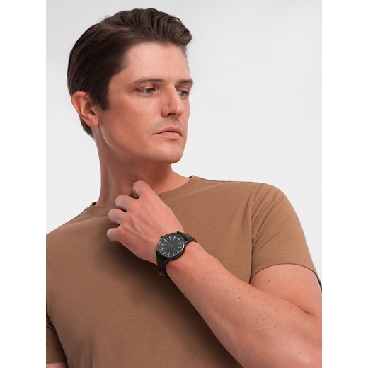 T-shirt męski klasyczny bawełniany BASIC - brązowy V13 OM-TSBS-0146 ze sklepu ombre w kategorii T-shirty męskie - zdjęcie 176261691