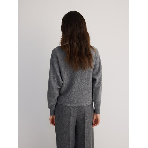 Sweter damski Reserved z okrągłym dekoltem casual 