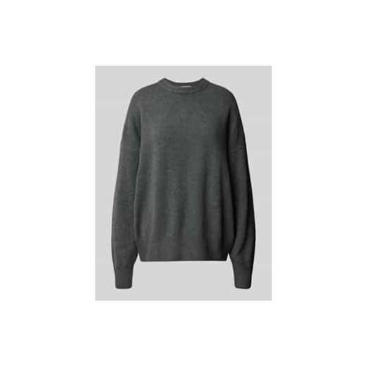 Sweter z dzianiny z obniżonymi ramionami ze sklepu Peek&Cloppenburg  w kategorii Swetry damskie - zdjęcie 176295431