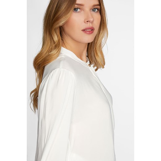 Rich &amp; Royal Bluzka w kolorze białym Rich & Royal 36 Limango Polska okazja