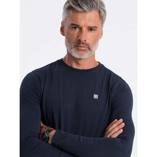 Longsleeve męski z elastanem sygnowany z okrągłym dekoltem - granatowy V2 OM-LSCL-0102 ze sklepu ombre w kategorii T-shirty męskie - zdjęcie 176297882