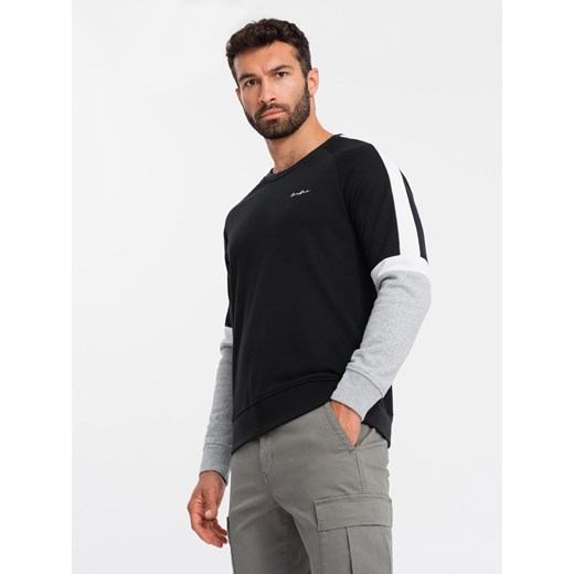 Trójkolorowa bluza męska dresowa z raglanowymi rękawami – czarna V3 OM-SSNZ-22FW-003 ze sklepu ombre w kategorii Bluzy męskie - zdjęcie 176301301
