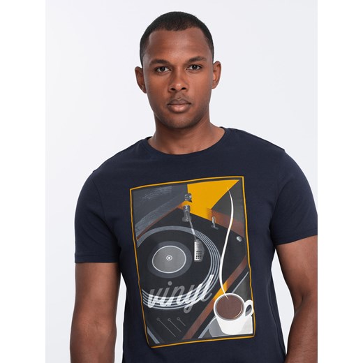 T-shirt męski bawełniany z nadrukiem winyl - granatowy V2 OM-TSPT-0119 ze sklepu ombre w kategorii T-shirty męskie - zdjęcie 176306533