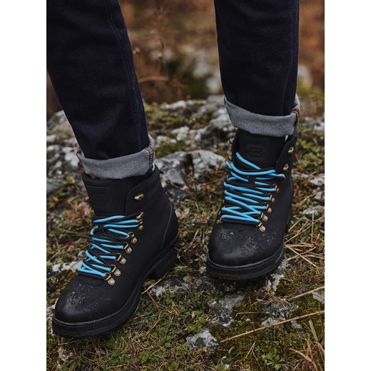 Zimowe buty męskie trekkingowe z kontrastowymi sznurówkami - czarne V3 OM-FOBO-0132 ze sklepu ombre w kategorii Buty zimowe męskie - zdjęcie 176307641