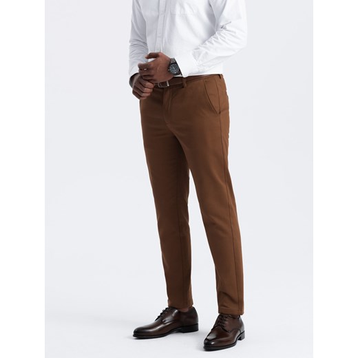 Spodnie męskie chino SLIM FIT z delikatną teksturą - karmelowe V3 OM-PACP-0190 XL wyprzedaż ombre