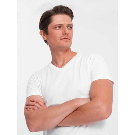 Klasyczna męska bawełniana koszulka z dekoltem w serek BASIC - biała V4 OM-TSBS-0145 ze sklepu ombre w kategorii T-shirty męskie - zdjęcie 176307782