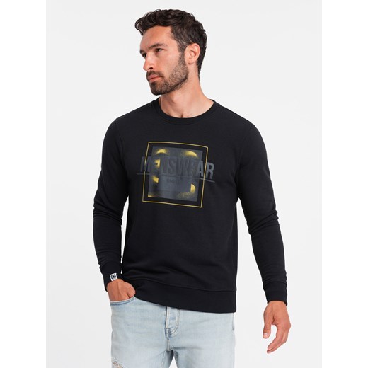 Bluza męska nierozpinana z nadrukiem - czarna V1 OM-SSPS-0157 ze sklepu ombre w kategorii Bluzy męskie - zdjęcie 176309520