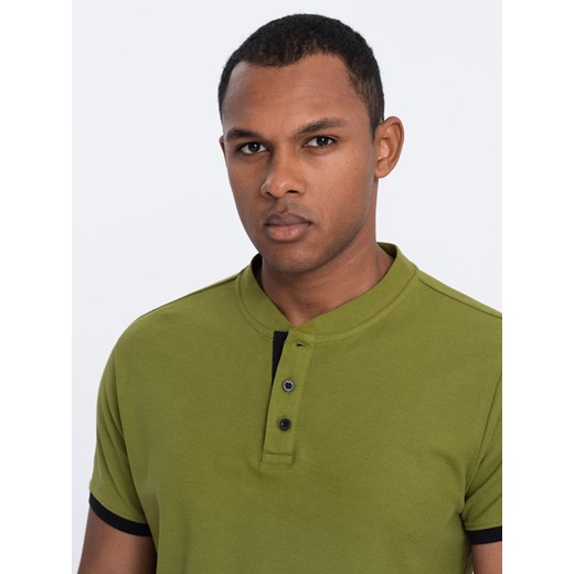 Męska koszulka polo bez kołnierzyka - oliwkowa V6 OM-TSCT-0156 ze sklepu ombre w kategorii T-shirty męskie - zdjęcie 176316203
