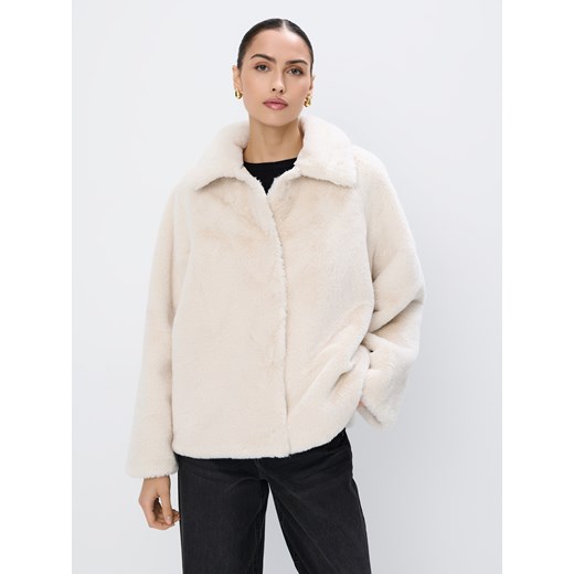 Mohito - Dwustronna kurtka - kremowy ze sklepu Mohito w kategorii Kurtki damskie - zdjęcie 176323203