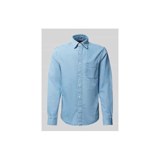 Koszula jeansowa o kroju regular fit z wyhaftowanym logo ze sklepu Peek&Cloppenburg  w kategorii Koszule męskie - zdjęcie 176365782