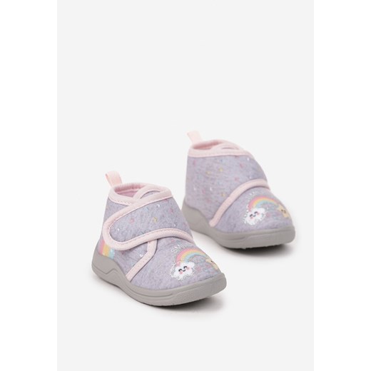 Szare Płaskie Kapcie Ozdobione Motywem Tęczy Emiretta ze sklepu born2be.pl w kategorii Kapcie dziecięce - zdjęcie 176371610