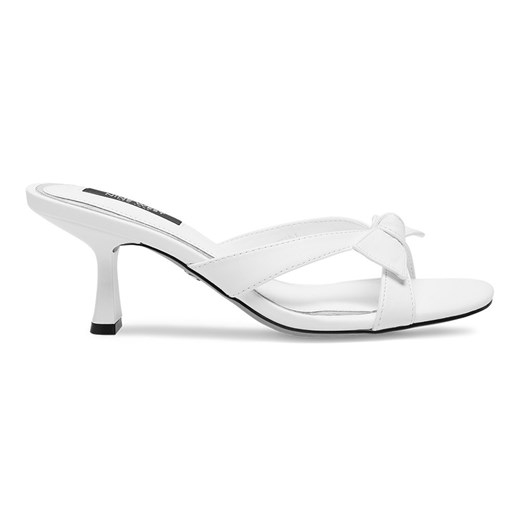 Klapki NINE WEST WFA2668-1 ze sklepu ccc.eu w kategorii Klapki damskie - zdjęcie 176377543