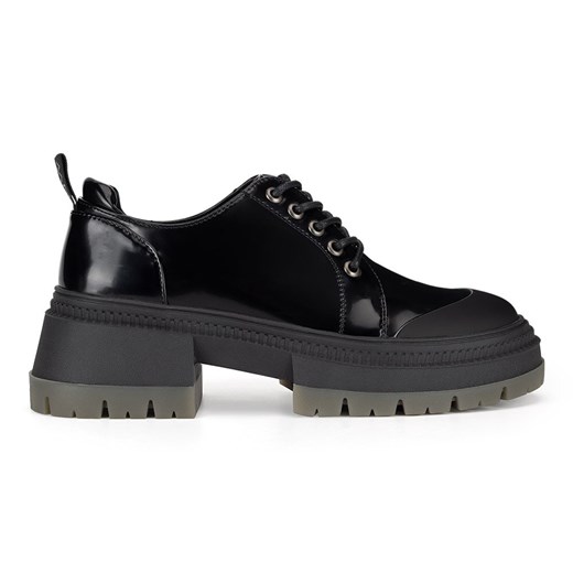 Półbuty NINE WEST WFA3033-2 ze sklepu ccc.eu w kategorii Półbuty damskie - zdjęcie 176383630