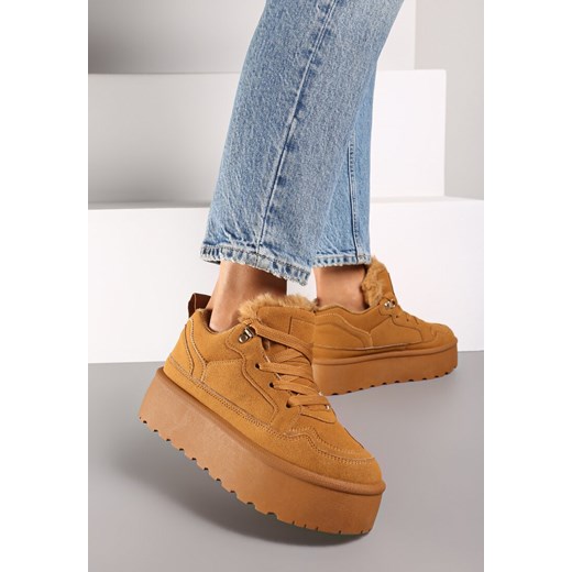 Brązowe Sneakersy Vices w Stylu Śniegowców w Stylu Śniegowców na Platformie z Ozdobnym Futerkiem Nalirea ze sklepu born2be.pl w kategorii Buty sportowe damskie - zdjęcie 176387354