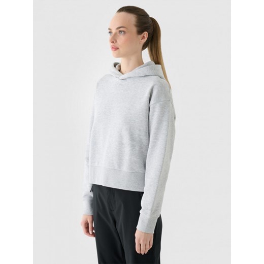 Damska bluza dresowa nierozpinana z kapturem Outhorn OTHWAW24TSWSF1684 - szara ze sklepu Sportstylestory.com w kategorii Bluzy damskie - zdjęcie 176421391