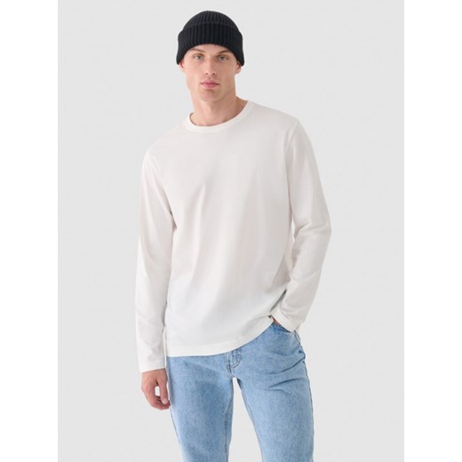 Męski longsleeve basic Outhorn OTHWAW24TLONM415 -biały ze sklepu Sportstylestory.com w kategorii T-shirty męskie - zdjęcie 176421744