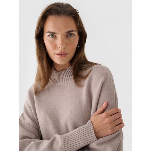 Damski sweter wełniany Outhorn OTHWAW24TSWEF128 - beżowy Outhorn M/L Sportstylestory.com