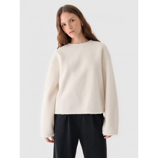 Damski polar sherpa nierozpinany Outhorn OTHWAW24TSWSF1882 - biały ze sklepu Sportstylestory.com w kategorii Bluzy damskie - zdjęcie 176421980