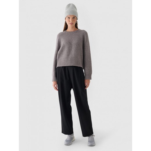 Damski sweter Outhorn OTHWAW24TSWEF116 - szary ze sklepu Sportstylestory.com w kategorii Swetry damskie - zdjęcie 176422742