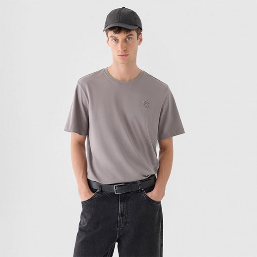Męski t-shirt basic Outhorn OTHWAW24TTSHM2434 - szary Outhorn XL promocyjna cena Sportstylestory.com