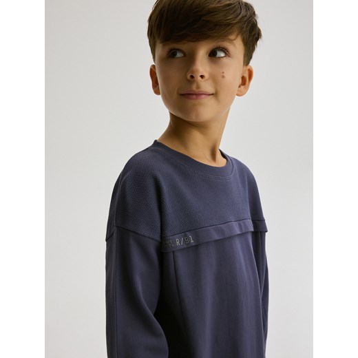 Reserved - Longsleeve z grubszej dzianiny - granatowy ze sklepu Reserved w kategorii Bluzy chłopięce - zdjęcie 176434152