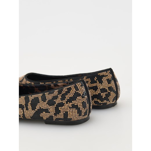 Reserved - Baleriny z błyszczącymi aplikacjami - wielobarwny Reserved 37 Reserved