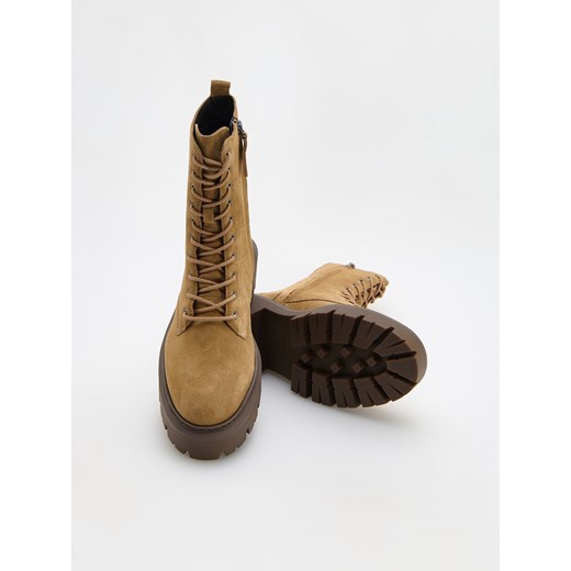 Reserved - Zamszowe botki - beżowy Reserved 39 Reserved