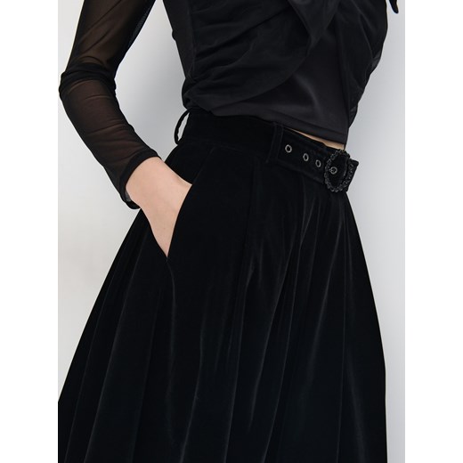 Mohito - Welurowa spódnica midi - czarny Mohito 38 Mohito