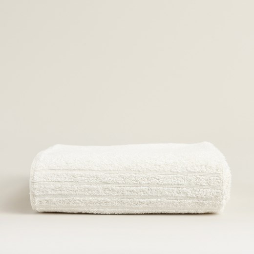 Ręcznik Cloud 50x90 cm white ze sklepu dekoria.pl w kategorii Ręczniki - zdjęcie 176536380