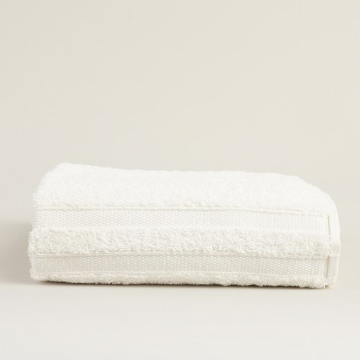 Ręcznik Essence 70x140 cm pure white ze sklepu dekoria.pl w kategorii Ręczniki - zdjęcie 176536464