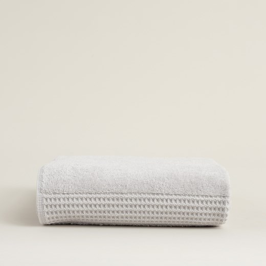 Ręcznik Balance 50x90 cm mist grey ze sklepu dekoria.pl w kategorii Ręczniki - zdjęcie 176536512