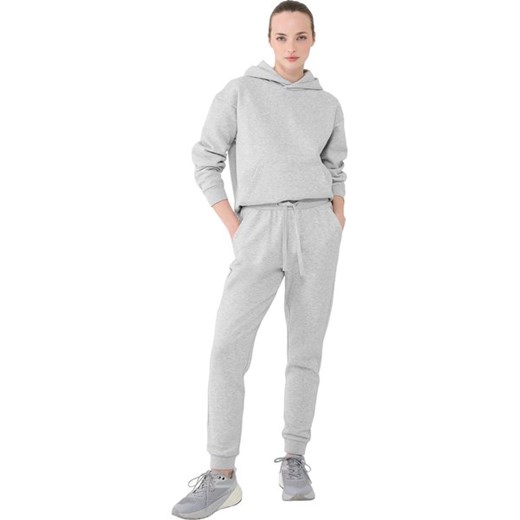 Spodnie dresowe damskie OTHWAW24TTROF1077 Outhorn ze sklepu SPORT-SHOP.pl w kategorii Spodnie damskie - zdjęcie 176550390