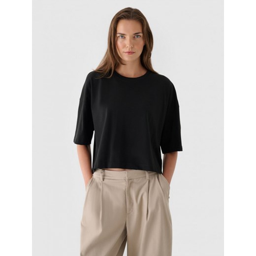 Damski t-shirt oversize Outhorn OTHWAW24TTSHF2341 - czarny ze sklepu Sportstylestory.com w kategorii Bluzki damskie - zdjęcie 176554443