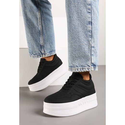 Czarne Sznurowane Sneakersy Vices na Grubej Podeszwie Ozdobiona Napisem Annalira ze sklepu born2be.pl w kategorii Buty sportowe damskie - zdjęcie 176562201