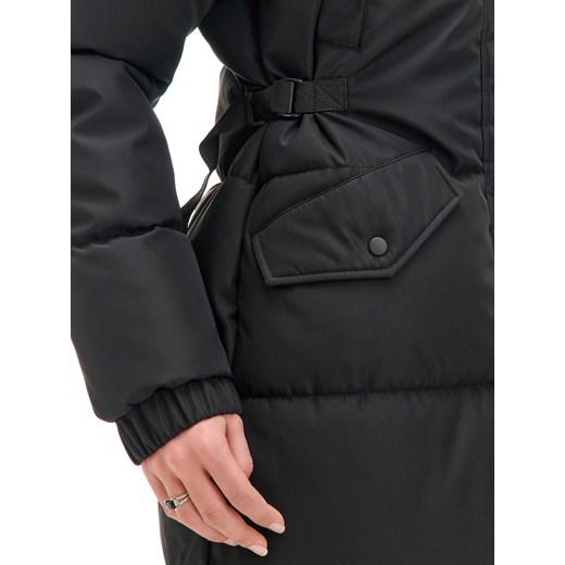 Cropp - Czarny pikowany płaszcz z kapturem - czarny Cropp L Cropp