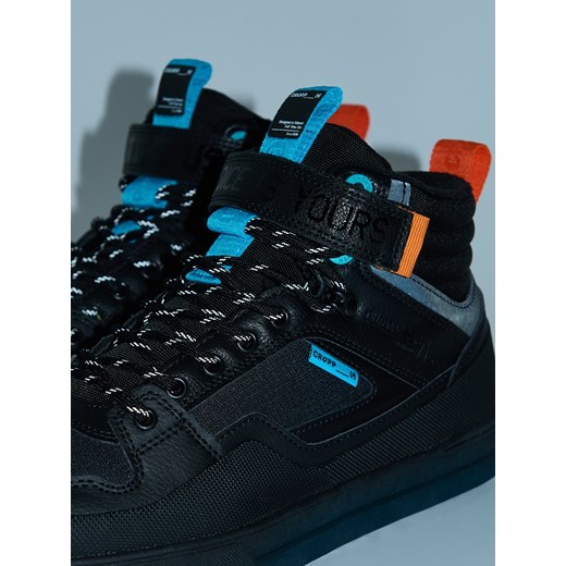 Cropp - Czarne sneakersy za kostkę - czarny Cropp 46 Cropp