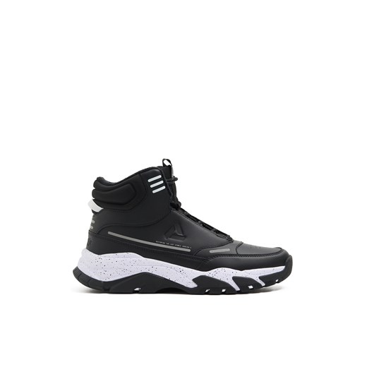Cropp - Czarne wysokie sneakersy na zimę - czarny ze sklepu Cropp w kategorii Buty sportowe męskie - zdjęcie 176574651