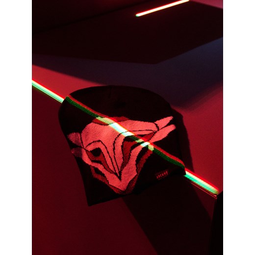 Cropp - Czapka beanie z nadrukiem Arcane - czarny Cropp Uniwersalny Cropp