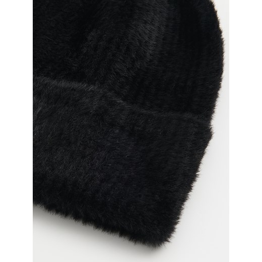 Cropp - Futrzana czapka beanie - czarny Cropp Uniwersalny Cropp