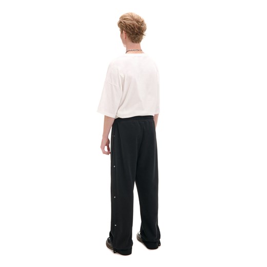 Cropp - Dresy z zapinanymi panelami po bokach - czarny Cropp L Cropp