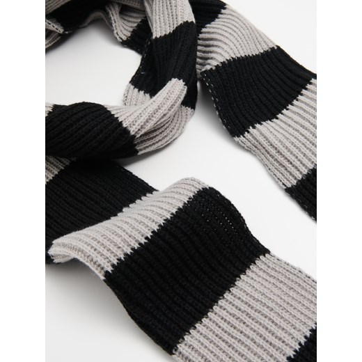 Cropp - Szaro-czarny szalik - szary Cropp Uniwersalny Cropp