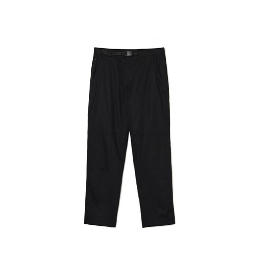 Cropp - Czarne spodnie jogger comfort - czarny Cropp 30 Cropp
