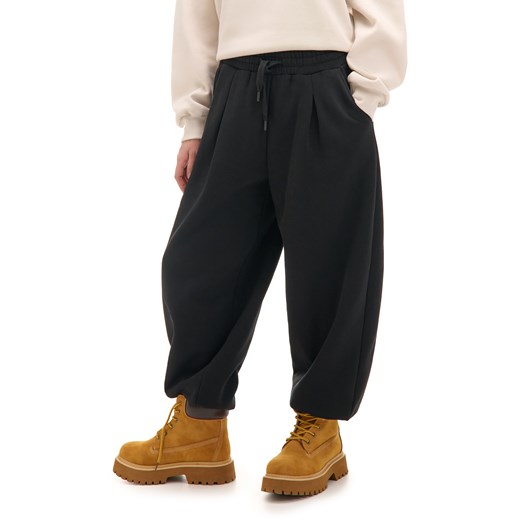 Cropp - Czarne joggery z wysokim stanem - czarny Cropp XL Cropp